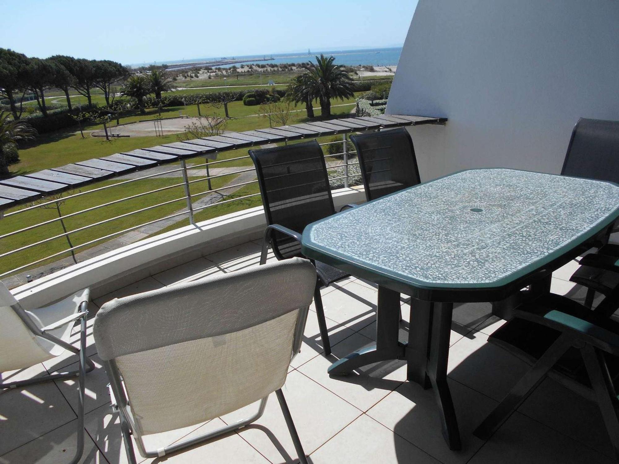 Apartment Port Camargue, 2 Pieces Climat. Avec Terrasse Vue - Fr-1-731-127 Le Grau-du-Roi
